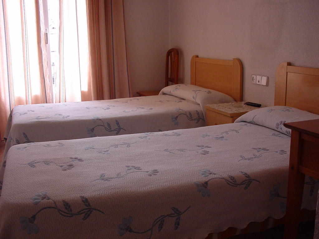 Hostal Casanova Madrid Kamer foto